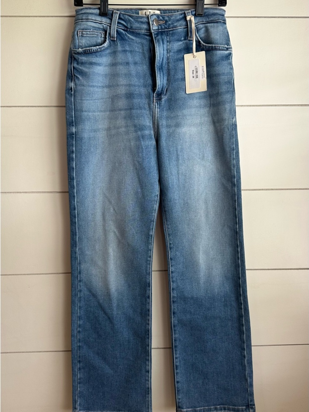 Women's Straight-Leg Light Blue Jeans